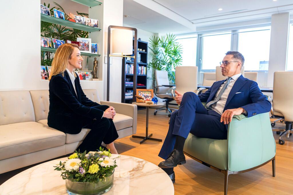 Speaker of the Parliament Roberta Metsola and President of the Republic of Finland Alexander Stubb in April at the EU Parliament. Photo: Daina Le Lardic.
